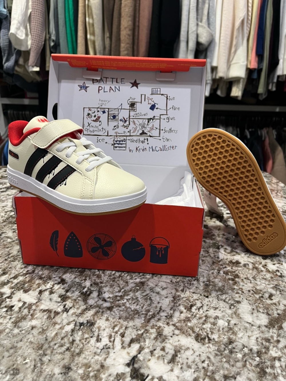 adidas Home Alone Grand Court Shoes New With Box Size 12K. JR5622 - Picture 2 of 3